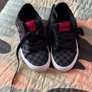Vans Kids Checkerboard Low Top Sneakers - Black with Red Logo
